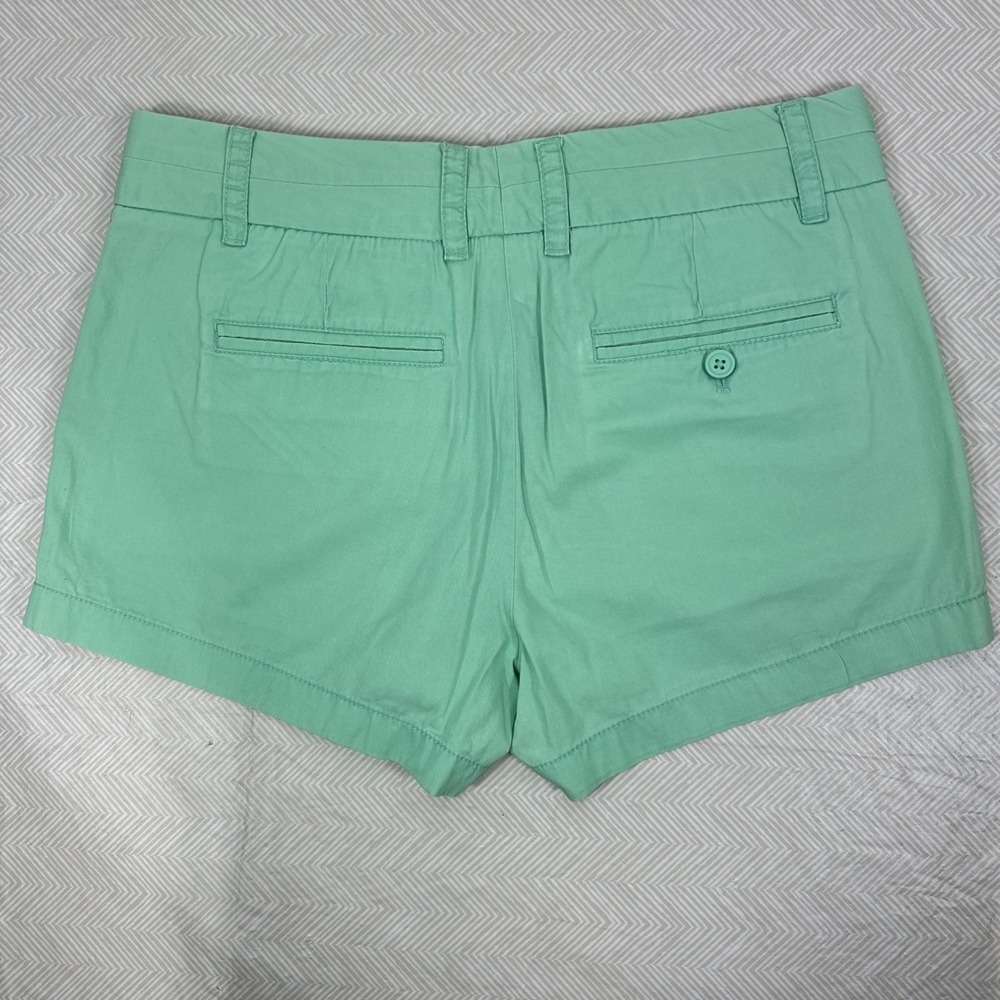 J. CREW Womens 4 Broken In Chino Shorts Green Cotton 30x3 100%Cotton Summer - Picture 7 of 8